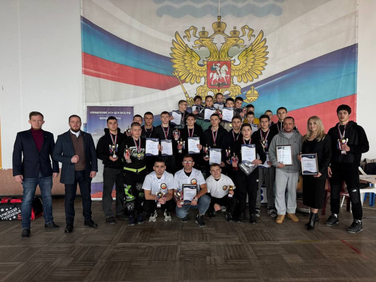 ‼️В прошедшем в Бердянске турнире по армейскому рукопашному бою приняли участие даже дети с особенностями в развитии В Бердянске в городском Дворце культуры состоялся зрелищный турнир по армейскому рукопашному бою.